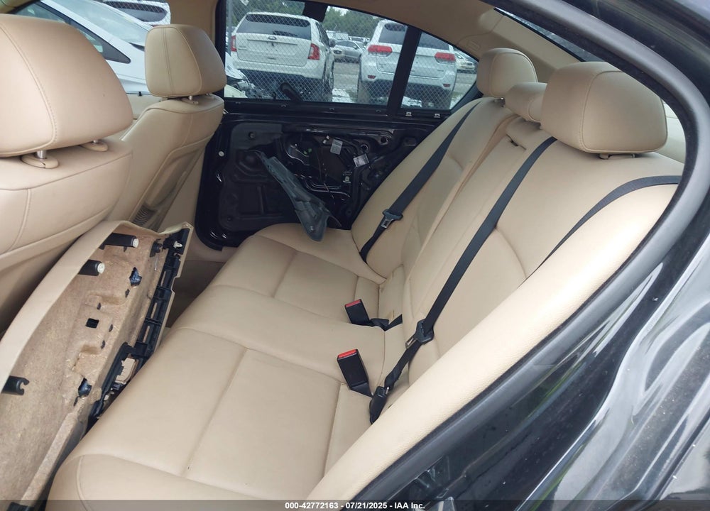 2007 BMW 328XI VIN: WBAVC93587KX54462