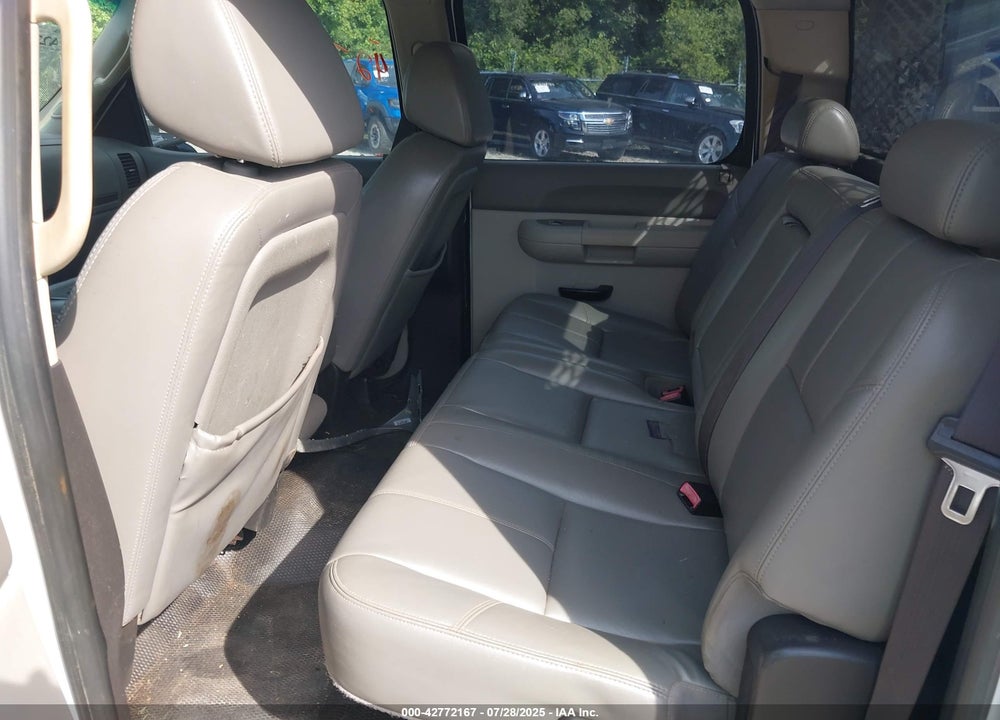 2008 CHEVROLET SILVERADO 3500HD WORK TRUCK VIN: 1GBJK33698F201814