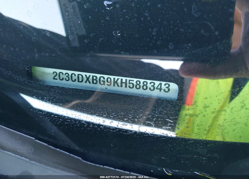 2019 DODGE CHARGER VIN: 2C3CDXBG9KH588343