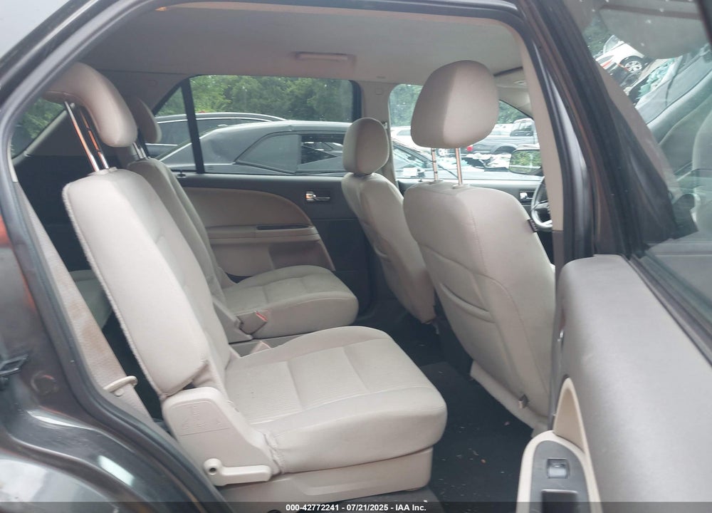 2008 FORD TAURUS X VIN: 1FMDK02W78GA05451