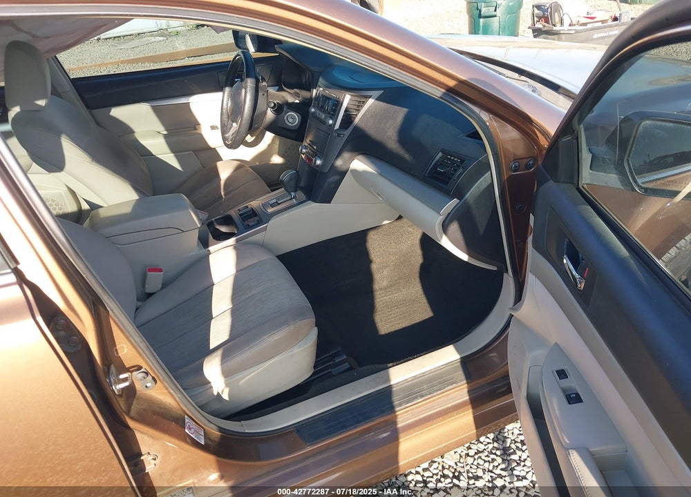 2013 SUBARU LEGACY 2.5I PREMIUM VIN: 4S3BMBC68D3032000