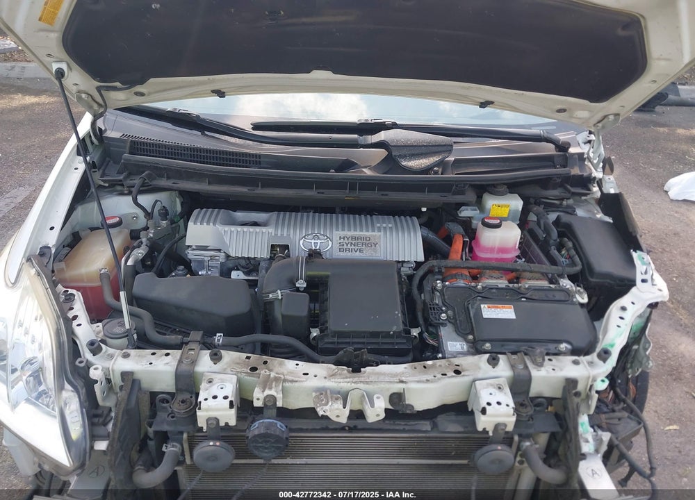 2014 TOYOTA PRIUS VIN: JTDKN3DU2E0384752
