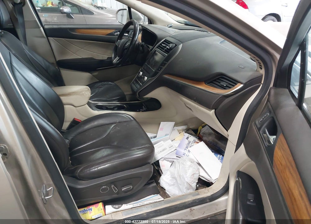 2015 LINCOLN MKC VIN: 5LMCJ2A9XFUJ21180
