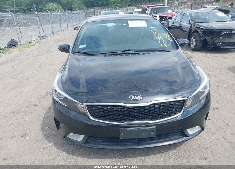 2017 KIA FORTE VIN: 3KPFL4A87HE136402