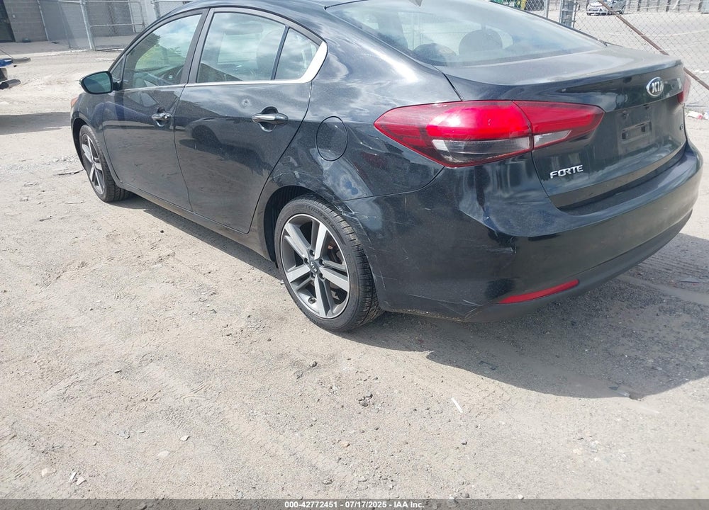 2017 KIA FORTE VIN: 3KPFL4A87HE136402