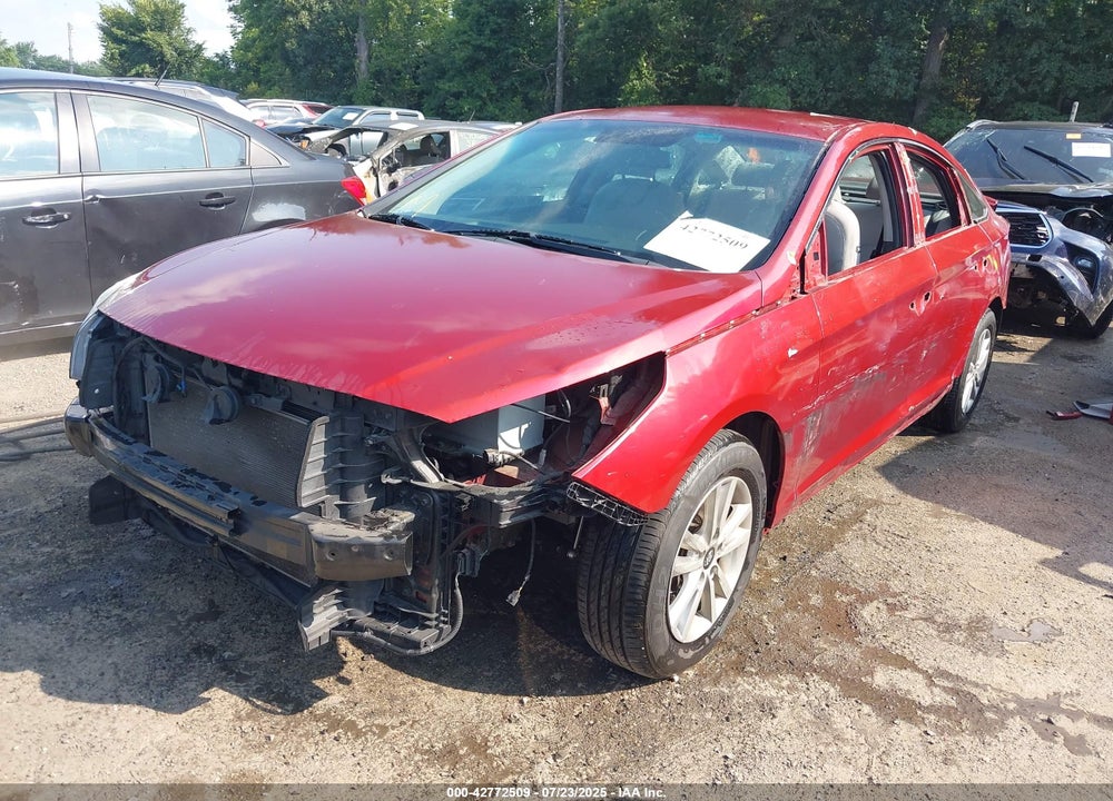 2015 HYUNDAI SONATA VIN: 5NPE24AFXFH151983