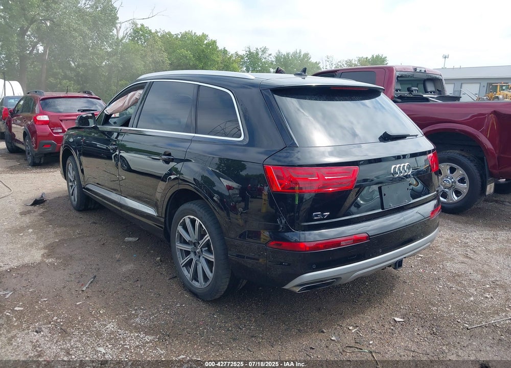 2017 AUDI Q7 VIN: WA1LHAF75HD045305