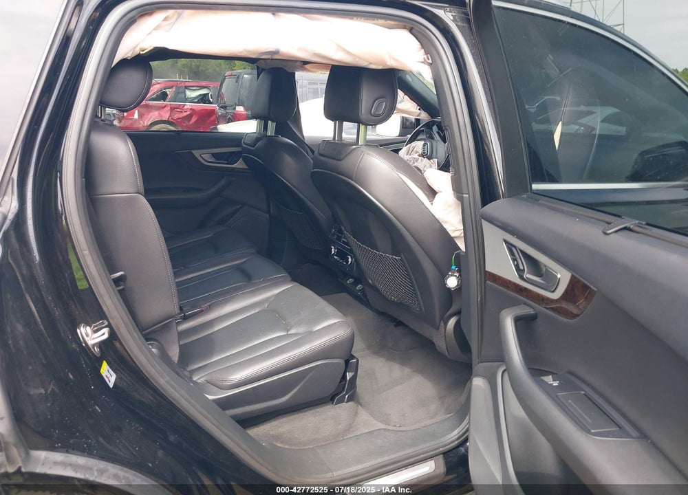 2017 AUDI Q7 VIN: WA1LHAF75HD045305