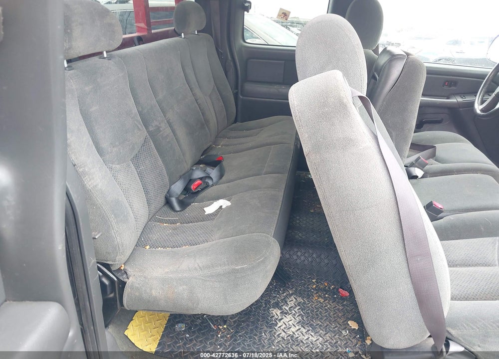 2004 CHEVROLET SILVERADO 1500 LS VIN: 2GCEC19T941103413