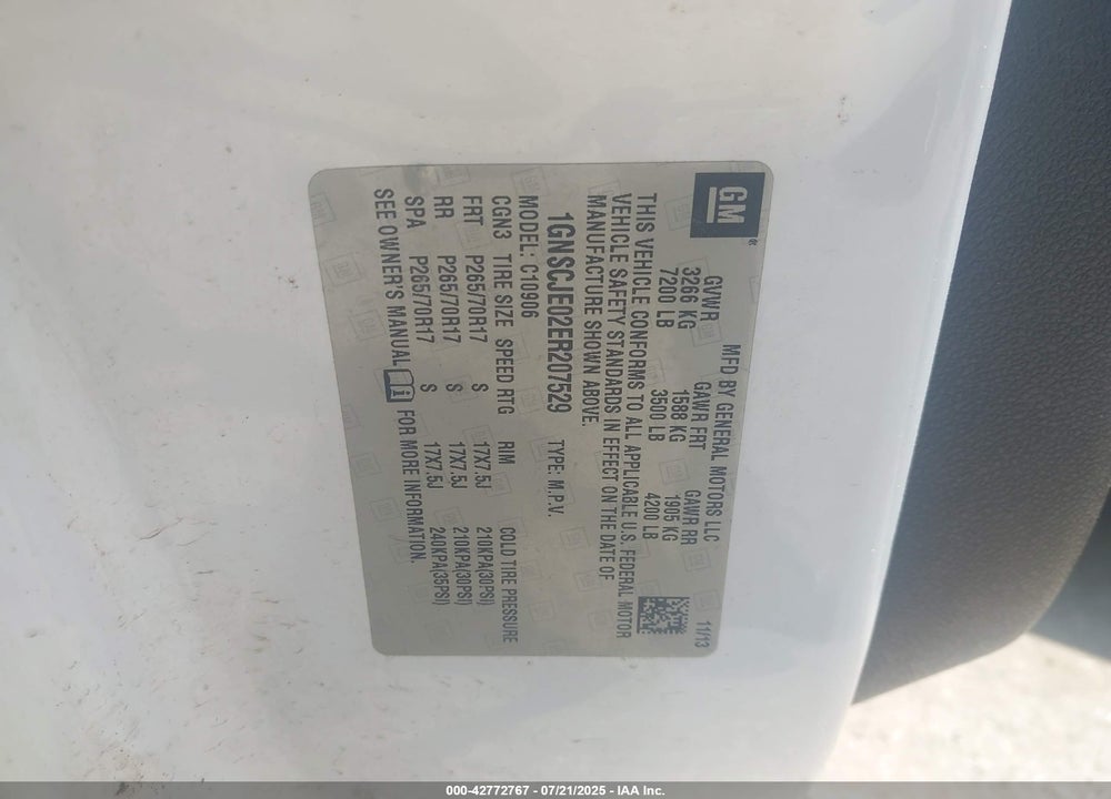 2014 CHEVROLET SUBURBAN 1500 LT VIN: 1GNSCJE02ER207529