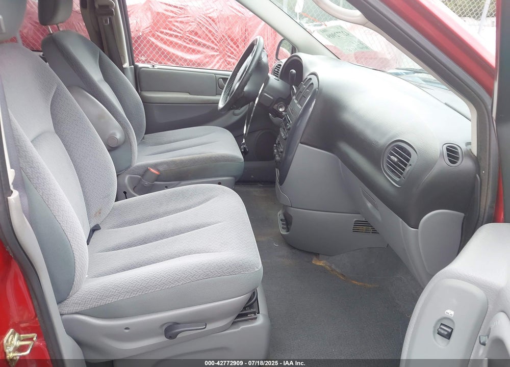 2005 DODGE GRAND CARAVAN SXT VIN: 2D4GP44L45R481294