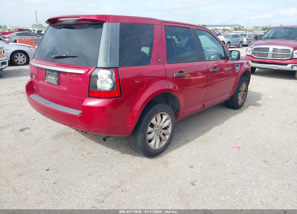 2011 LAND ROVER LR2 VIN: SALFR2BN2BH273281