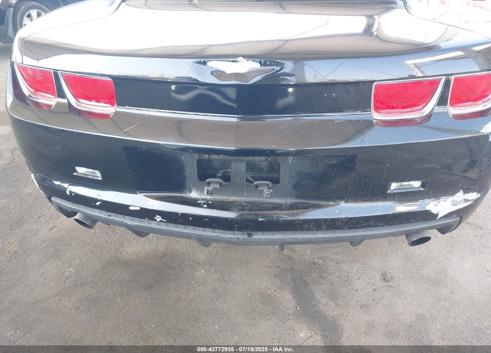 2011 CHEVROLET CAMARO VIN: 2G1FA1ED0B9158137
