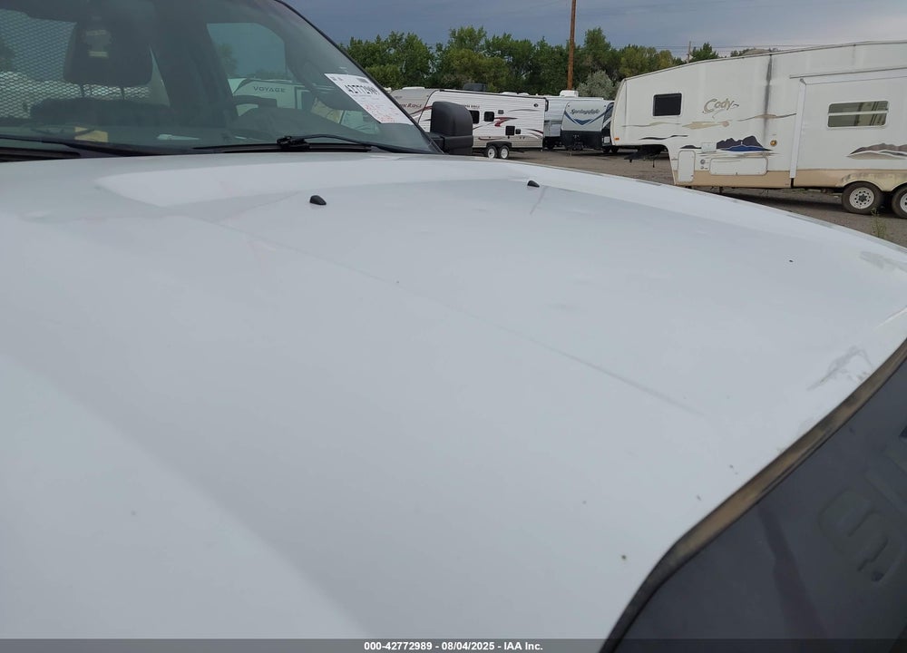 2011 FORD F-350 CHASSIS XL VIN: 1FDRF3F66BEA31516