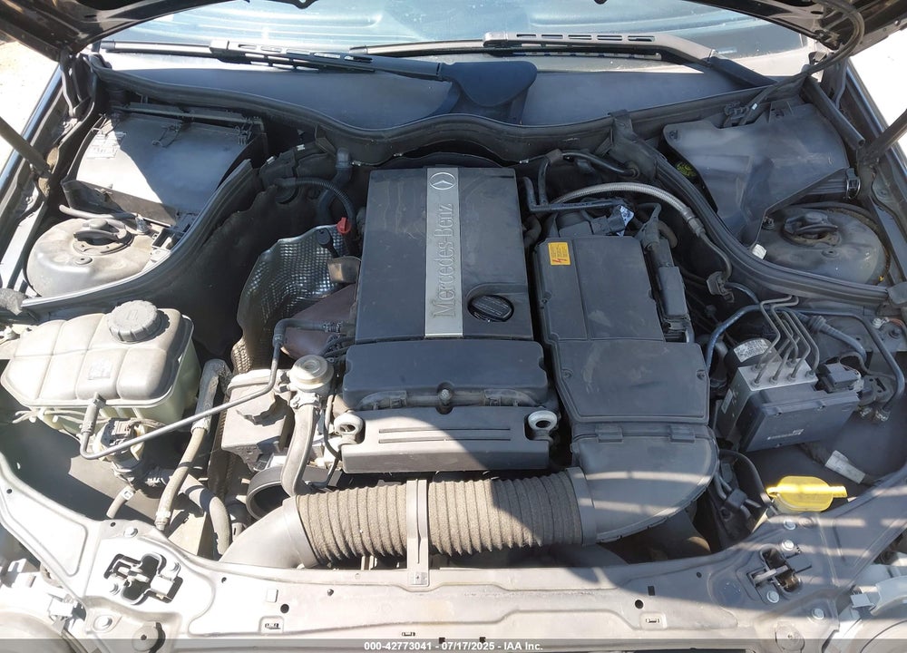 2005 MERCEDES-BENZ C 230 KOMPRESSOR SPORT VIN: WDBRF40J25F559798