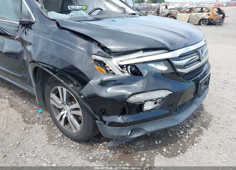 2017 HONDA PILOT EX-L VIN: 5FNYF6H58HB095425