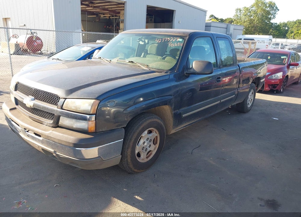 2004 CHEVROLET SILVERADO 1500 LS VIN: 2GCEC19V941416818