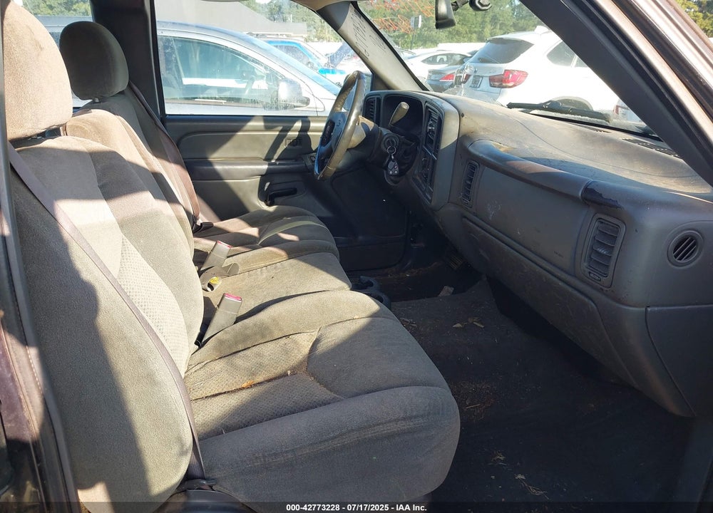 2004 CHEVROLET SILVERADO 1500 LS VIN: 2GCEC19V941416818