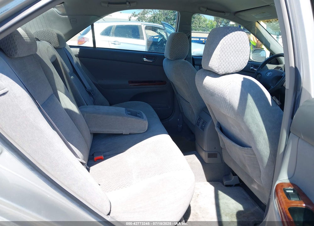 2004 TOYOTA CAMRY XLE VIN: 4T1BE30K44U823604