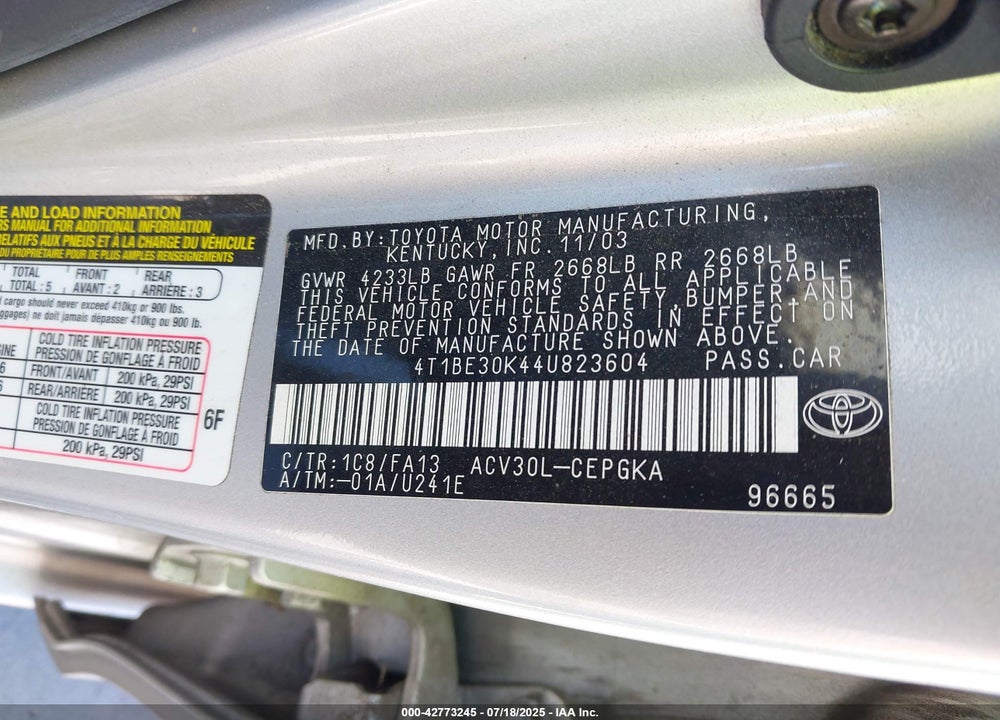 2004 TOYOTA CAMRY XLE VIN: 4T1BE30K44U823604