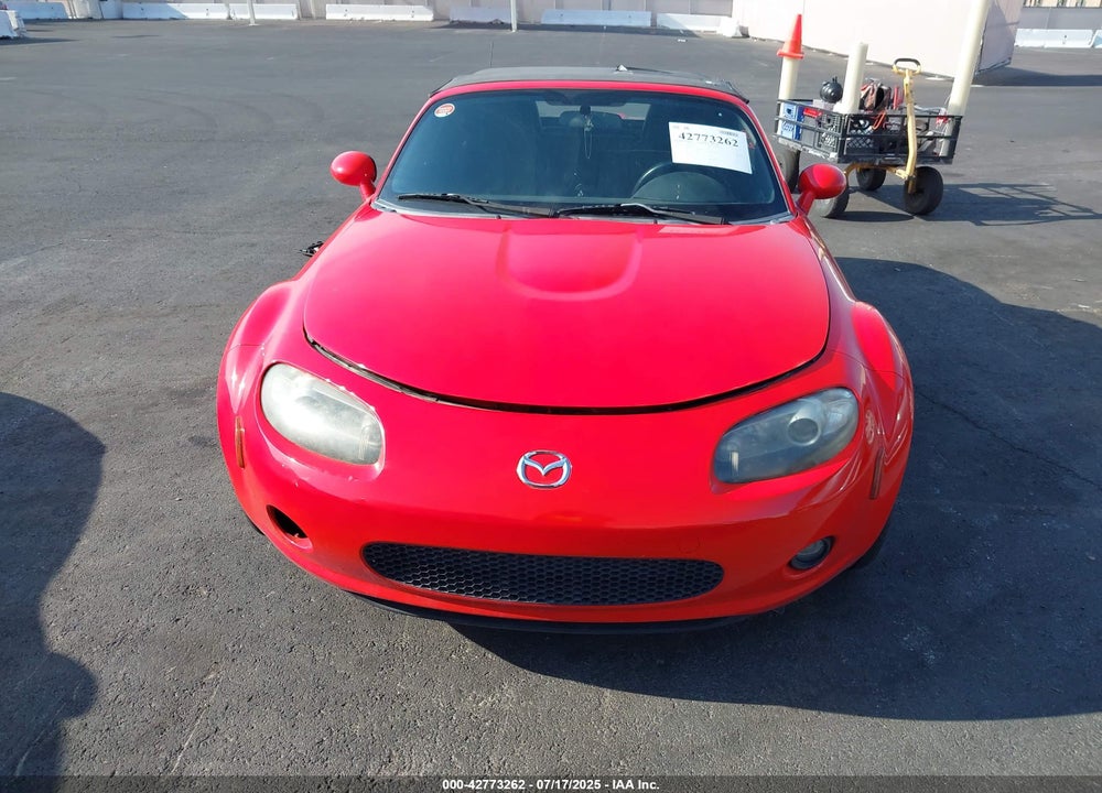 2008 MAZDA MX-5 VIN: JM1NC25FX80151476