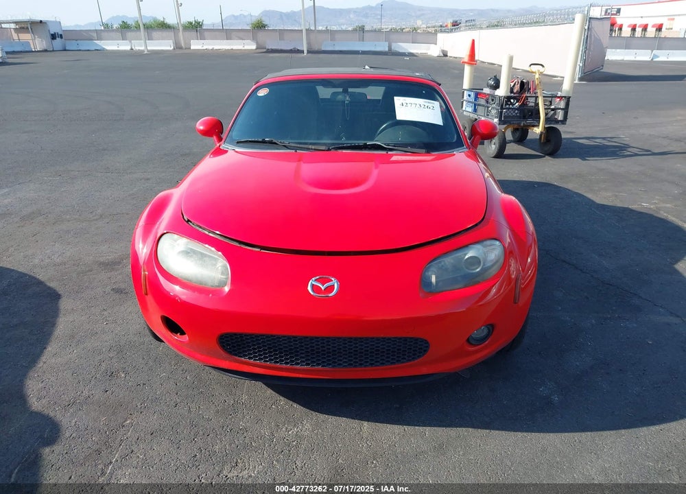 2008 MAZDA MX-5 VIN: JM1NC25FX80151476