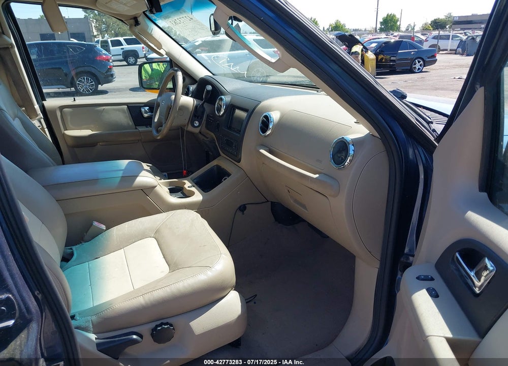 2005 FORD EXPEDITION VIN: 1FMFU18565LB02229