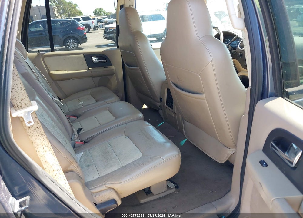 2005 FORD EXPEDITION VIN: 1FMFU18565LB02229