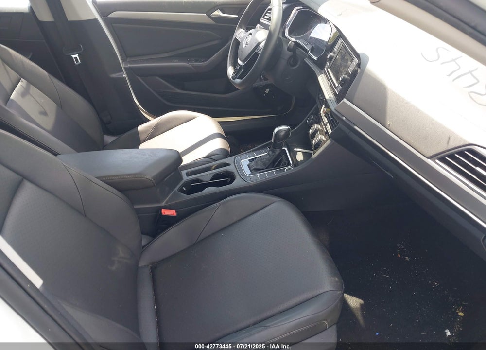 2020 VOLKSWAGEN JETTA VIN: 3VWCB7BU8LM031267