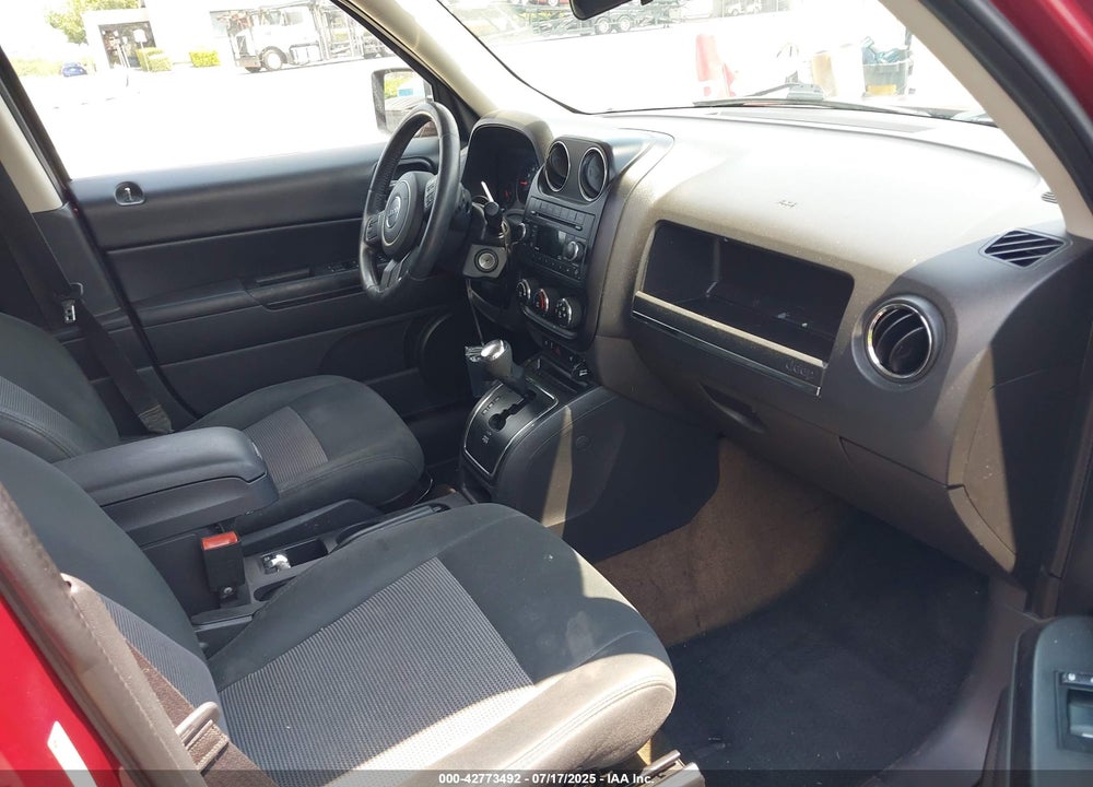 2013 JEEP PATRIOT LATITUDE VIN: 1C4NJRFB9DD204939
