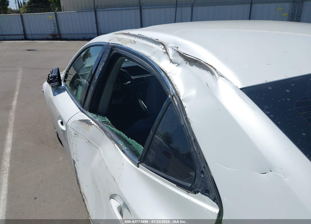 2018 LEXUS IS 300 VIN: JTHBA1D24J5072314