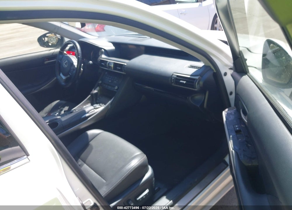 2018 LEXUS IS 300 VIN: JTHBA1D24J5072314
