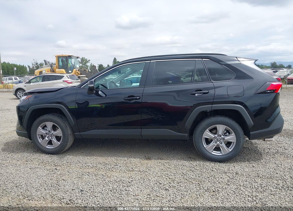 2025 TOYOTA RAV4 VIN: 2T3W1RFV5SW394057