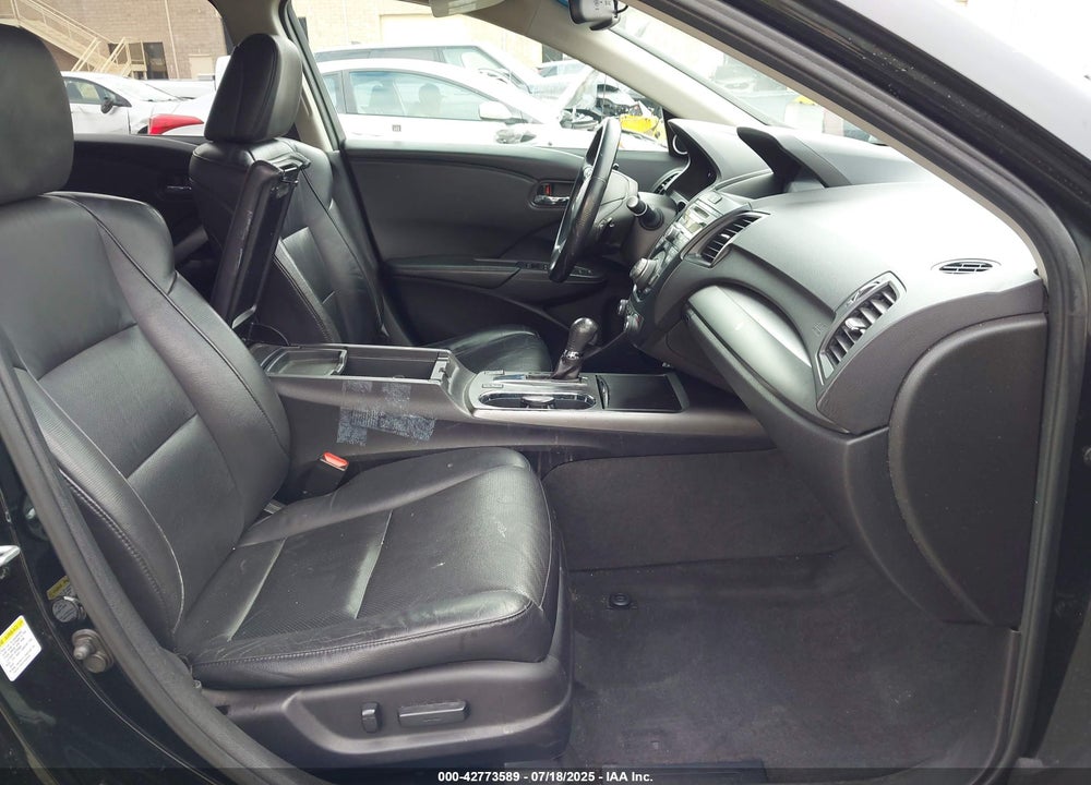 2014 ACURA RDX VIN: 5J8TB3H51EL008933