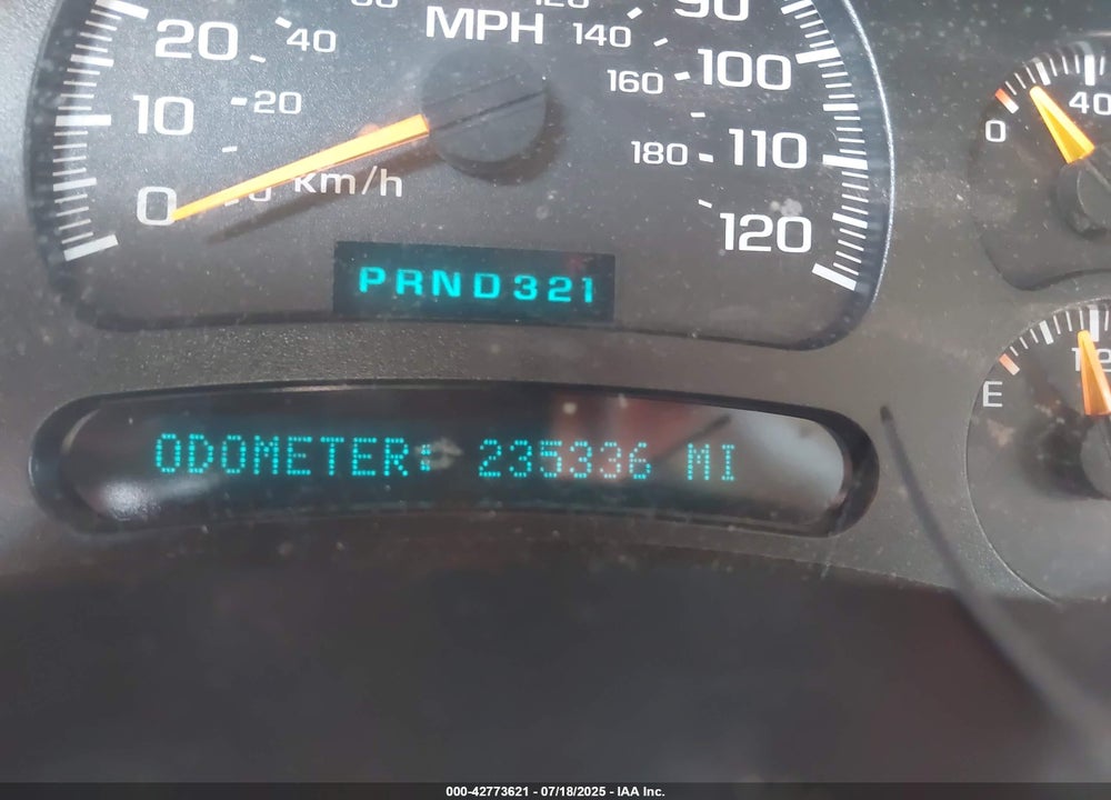 2004 CHEVROLET AVALANCHE 1500 VIN: 3GNEC12T44G143228
