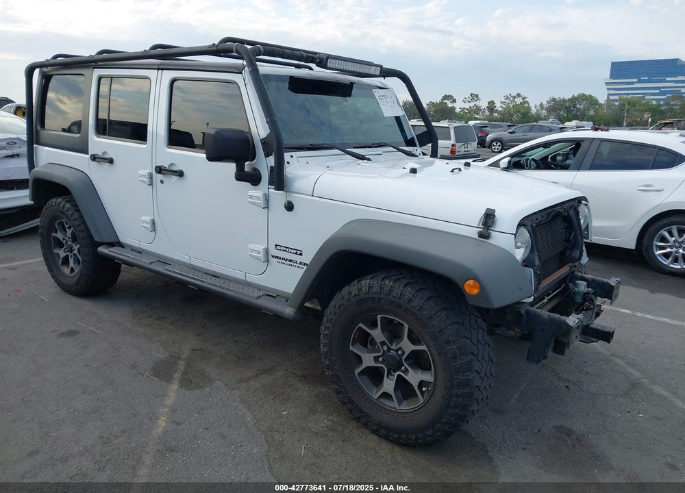 2014 JEEP WRANGLER UNLIMITED SPORT VIN: 1C4BJWDG8EL244176