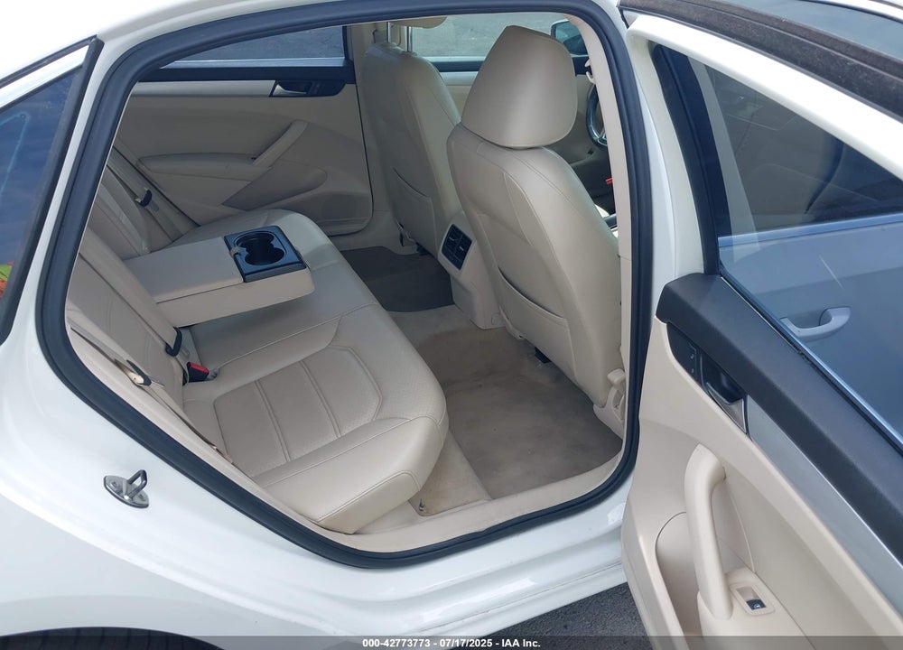 2013 VOLKSWAGEN PASSAT VIN: 1VWBN7A3XDC132535