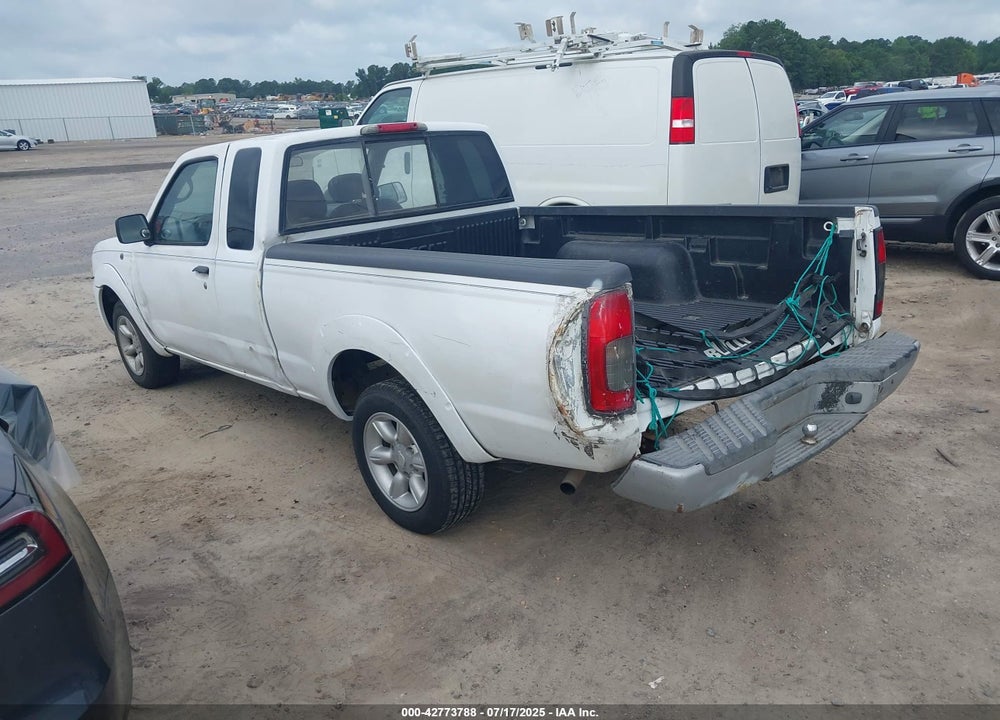 2003 NISSAN FRONTIER XE VIN: 1N6DD26T83C469985