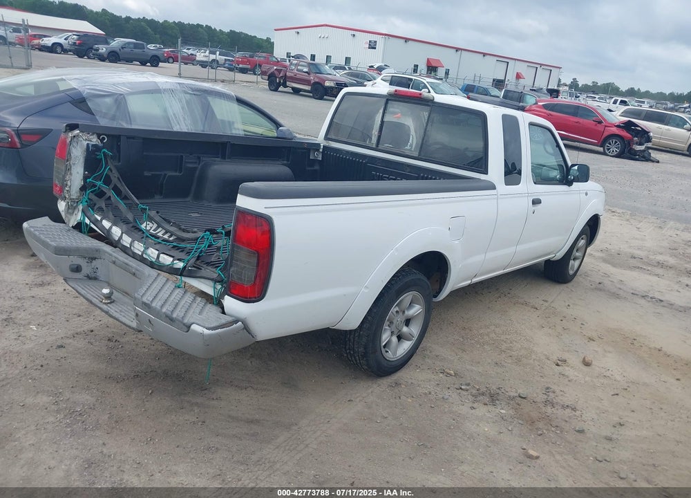 2003 NISSAN FRONTIER XE VIN: 1N6DD26T83C469985