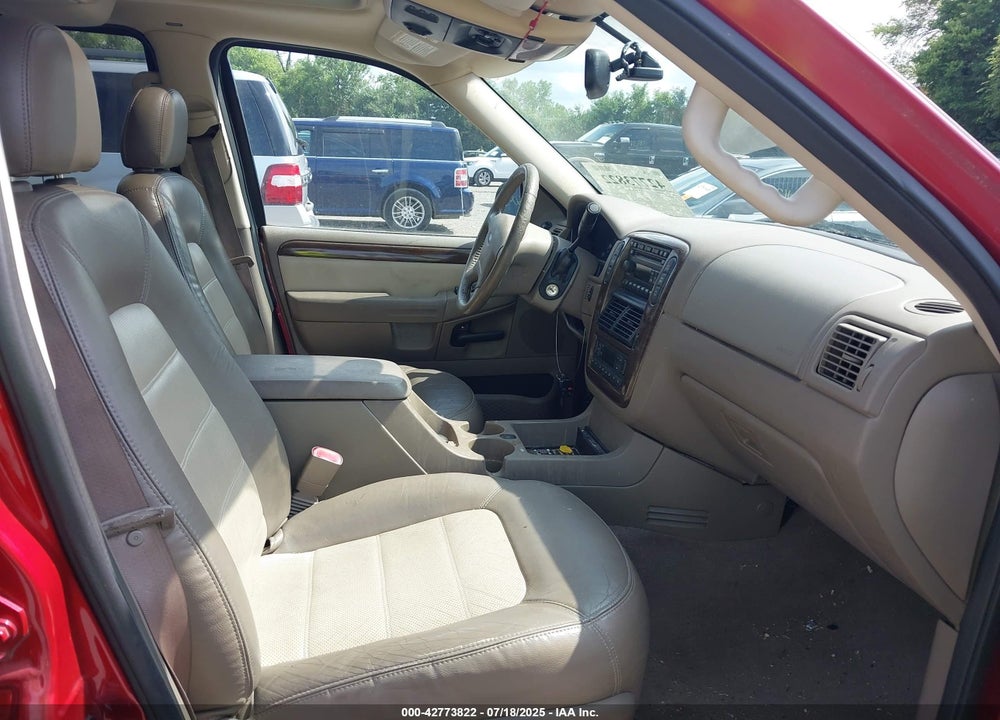 2005 FORD EXPLORER EDDIE BAUER VIN: 1FMDU74W25UB35392