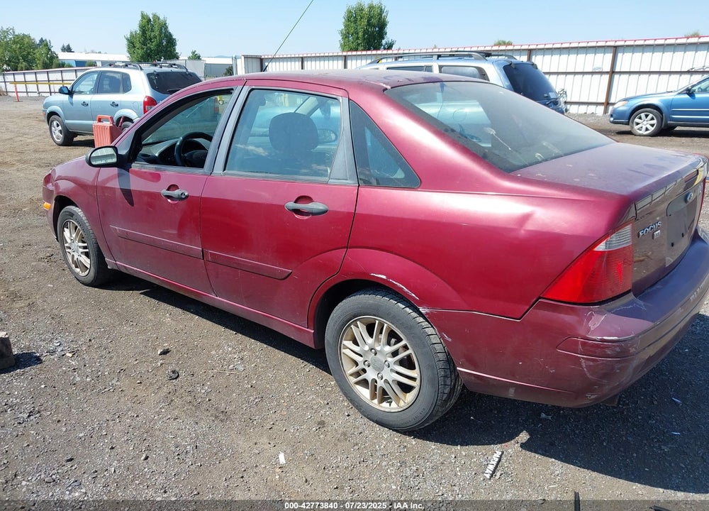 2007 FORD FOCUS VIN: 1FAFP34N27W237695