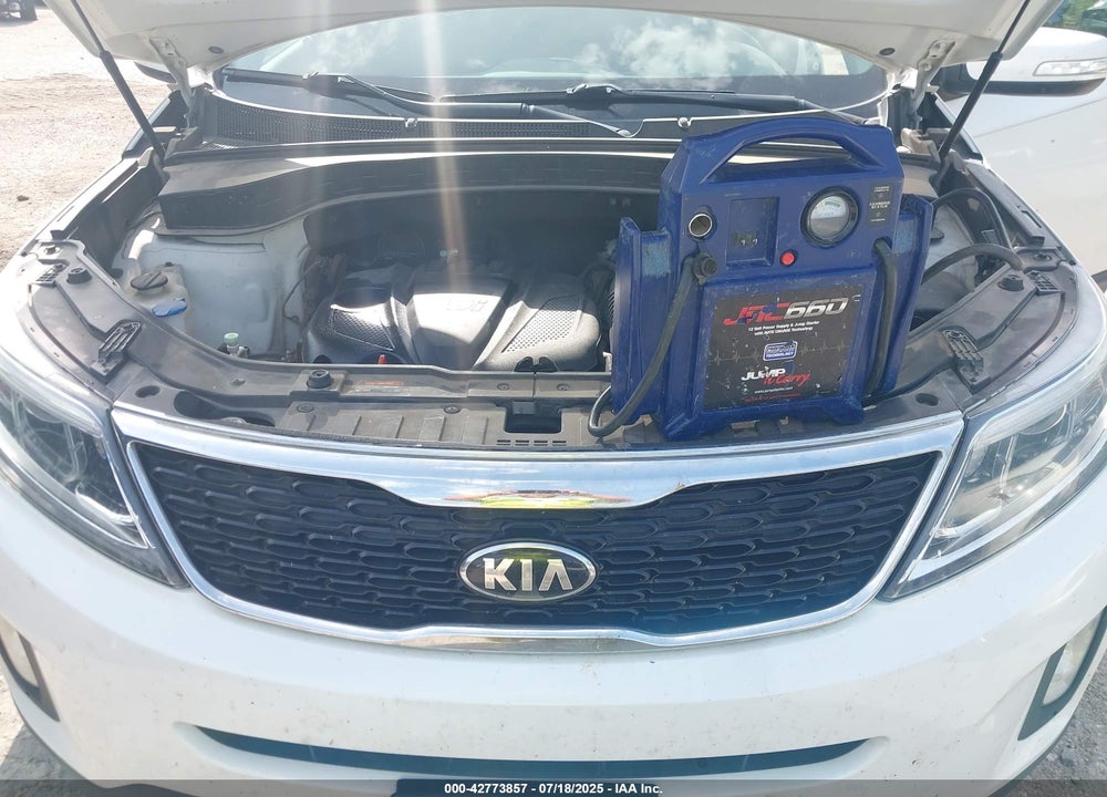 2015 KIA SORENTO VIN: 5XYKT4A65FG624308