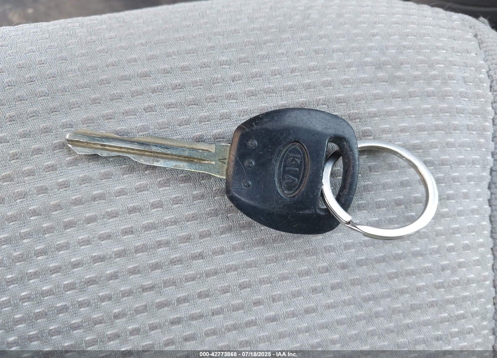 2008 KIA SEDONA VIN: KNDMB133486248364