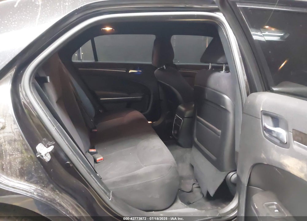 2011 CHRYSLER 300 VIN: 2C3CA4CG1BH514646
