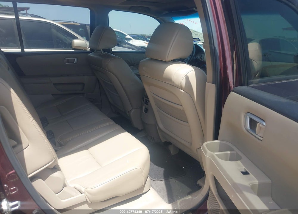 2010 HONDA PILOT VIN: 5FNYF3H59AB012718