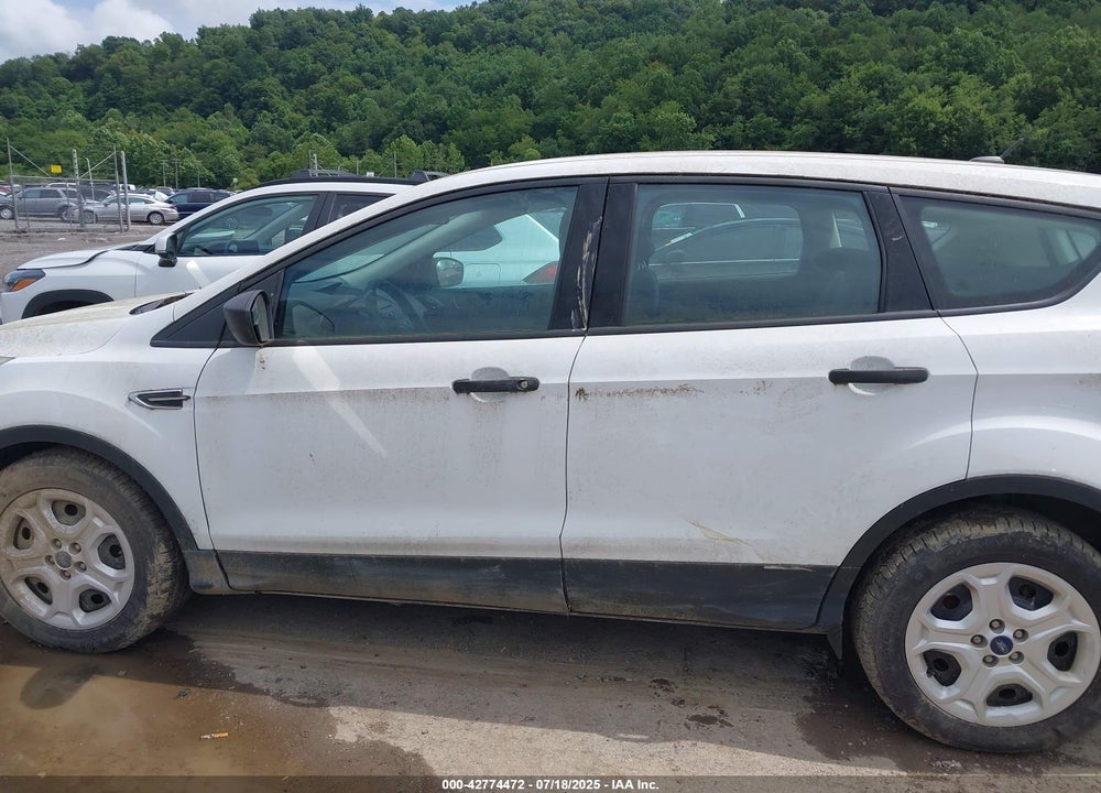 2017 FORD ESCAPE VIN: 1FMCU0F77HUD51798