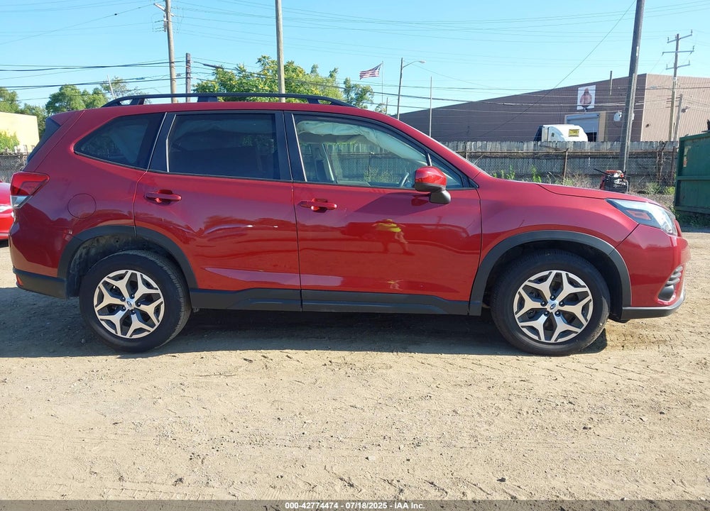 2023 SUBARU FORESTER VIN: JF2SKAEC0PH460025