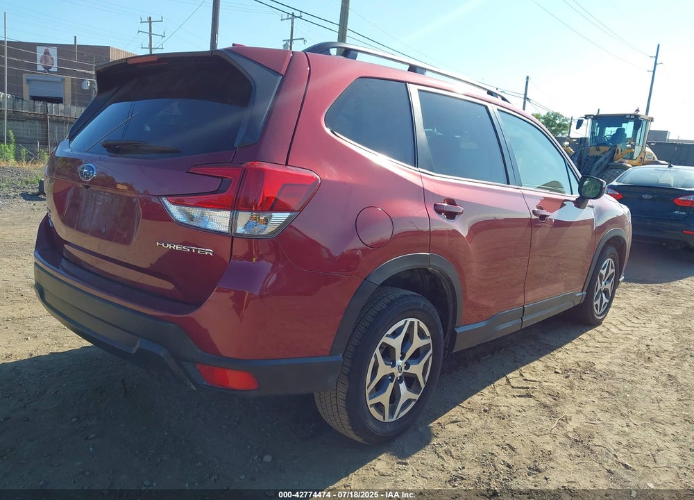 2023 SUBARU FORESTER VIN: JF2SKAEC0PH460025