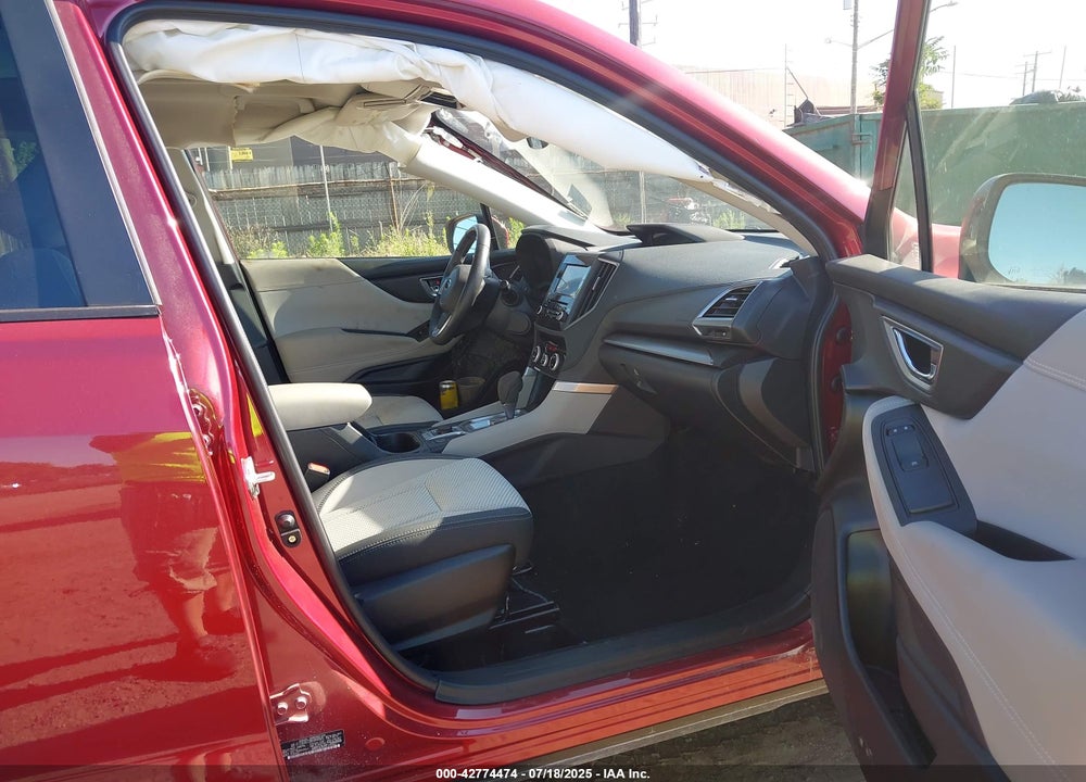 2023 SUBARU FORESTER VIN: JF2SKAEC0PH460025
