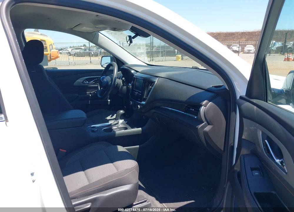 2019 CHEVROLET TRAVERSE VIN: 1GNEVLKW5KJ138177